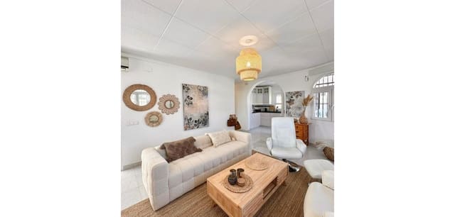 3 soverom Villa til salgs i San Luis, Torrevieja med svømmebasseng - € 645 000 (Ref: 9488936)