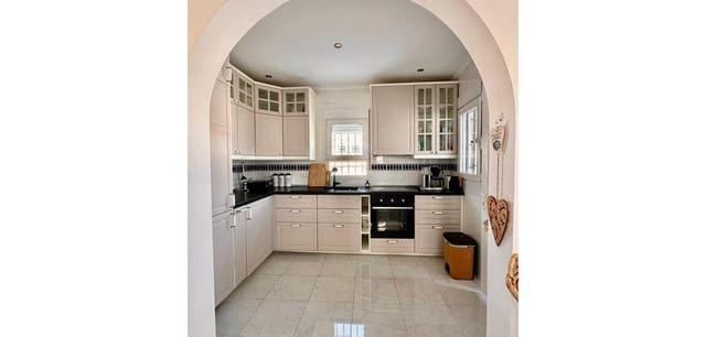 3 soverom Villa til salgs i San Luis, Torrevieja med svømmebasseng - € 645 000 (Ref: 9488936)