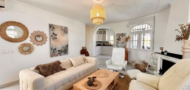 3 soverom Villa til salgs i San Luis, Torrevieja med svømmebasseng - € 645 000 (Ref: 9488936)