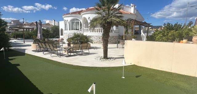 3 soverom Villa til salgs i San Luis, Torrevieja med svømmebasseng - € 645 000 (Ref: 9488936)