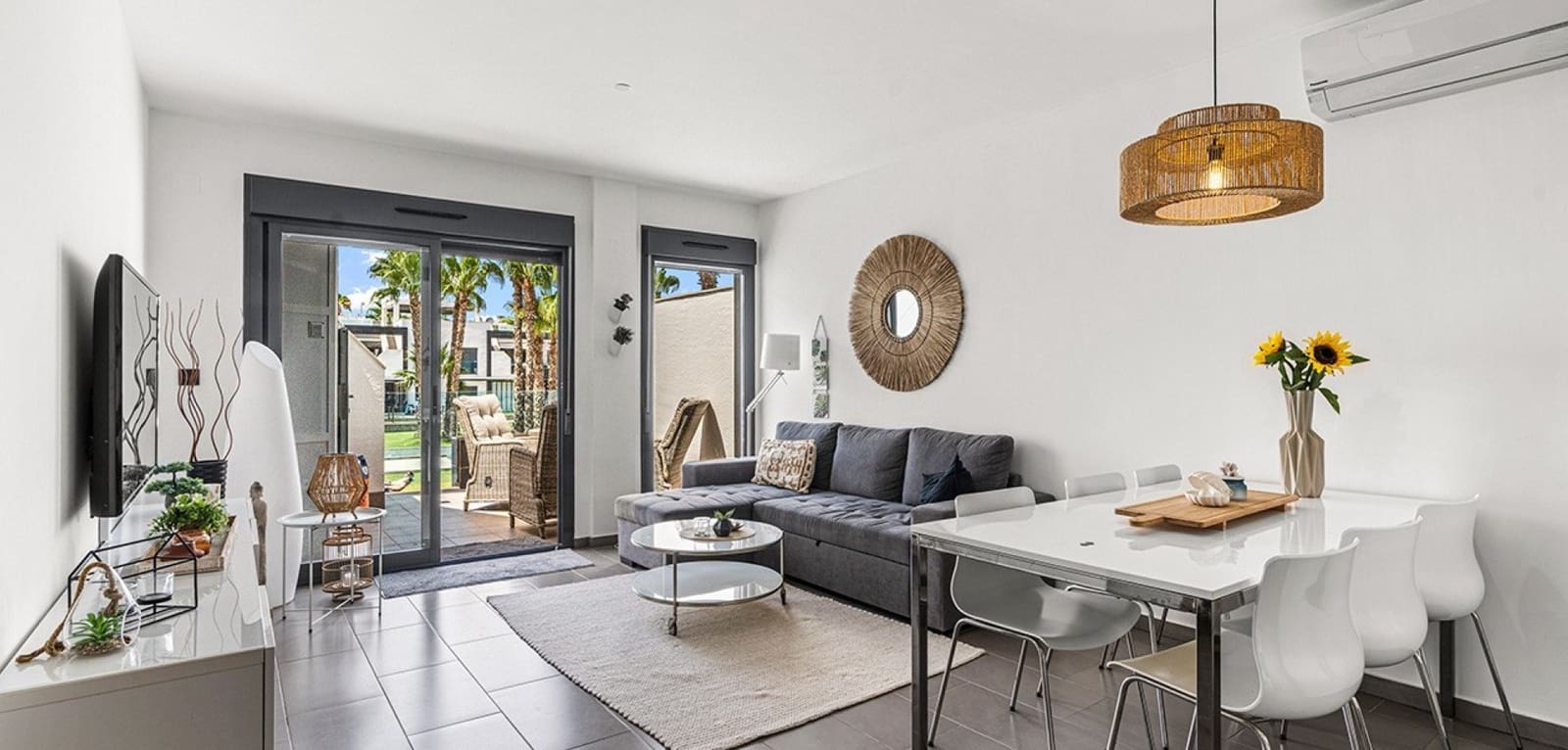 2 bedroom Apartment for sale in La Zenia with pool - € 319,000 (Ref: 9488937)