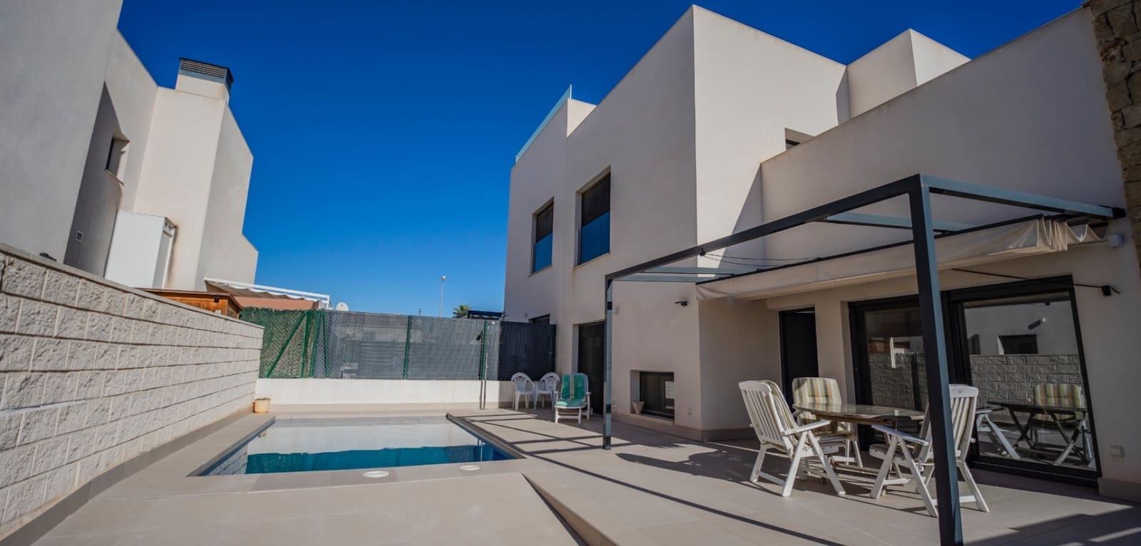 3 bedroom Semi-detached Villa for sale in Ciudad Quesada with pool - € 405,000 (Ref: 9491664)