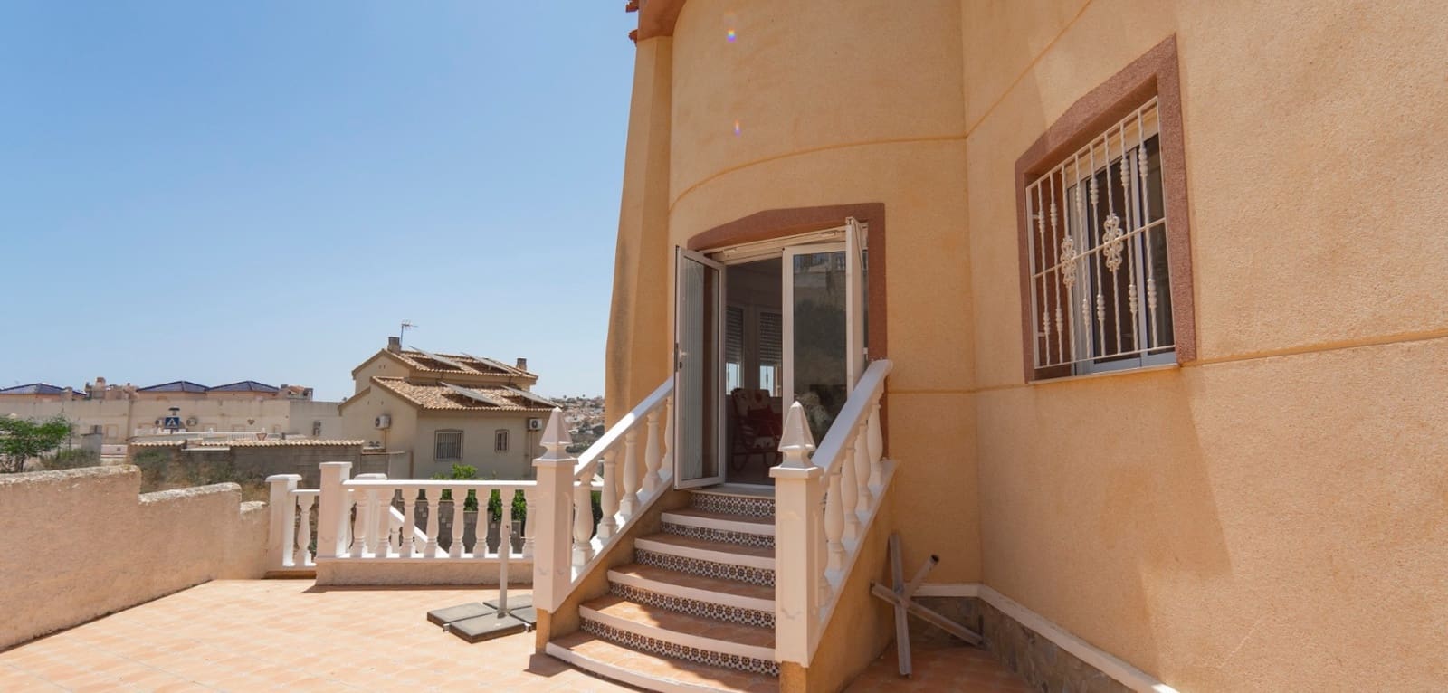 3 bedroom Villa for sale in Ciudad Quesada with pool - € 325,000 (Ref: 9491665)