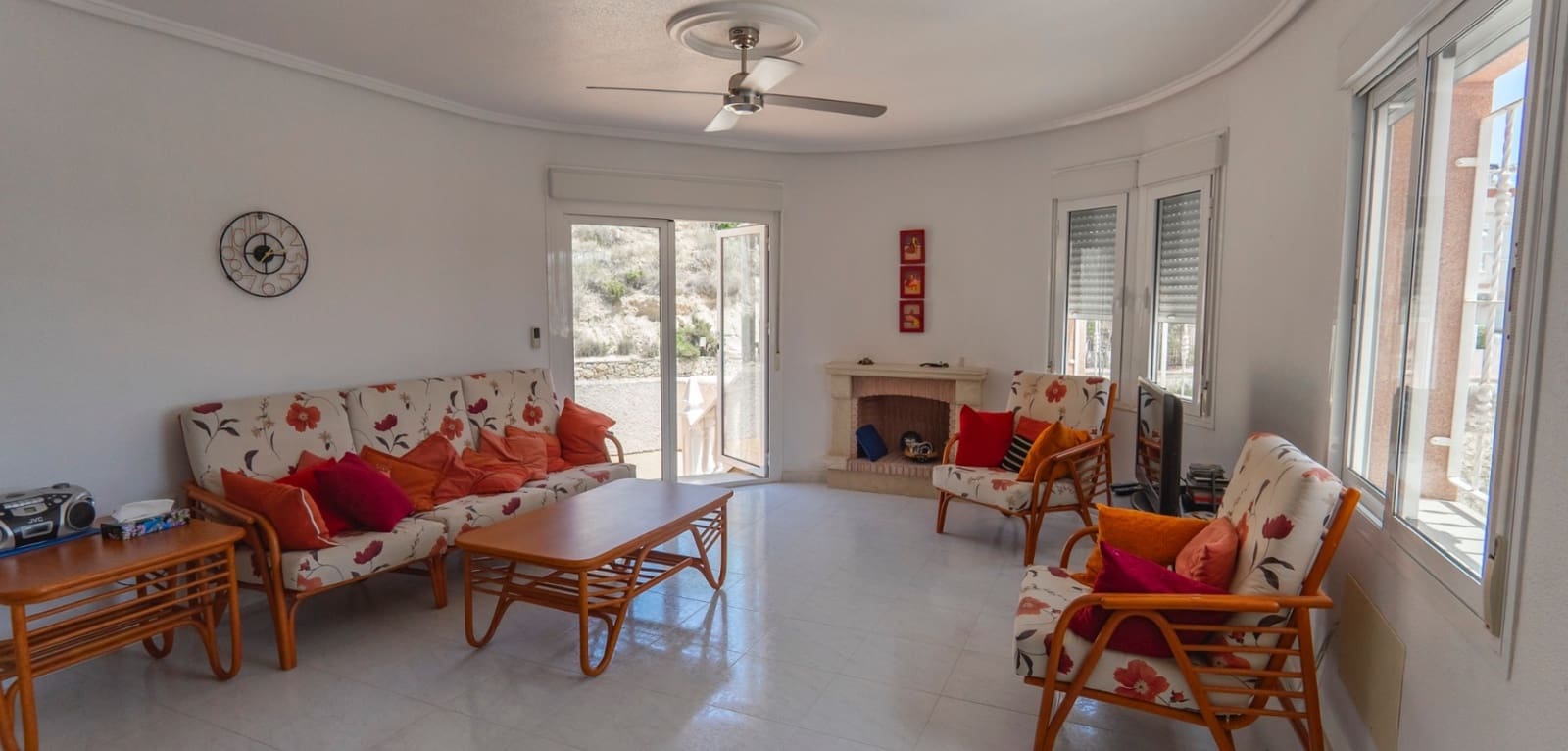 3 bedroom Villa for sale in Ciudad Quesada with pool - € 325,000 (Ref: 9491665)