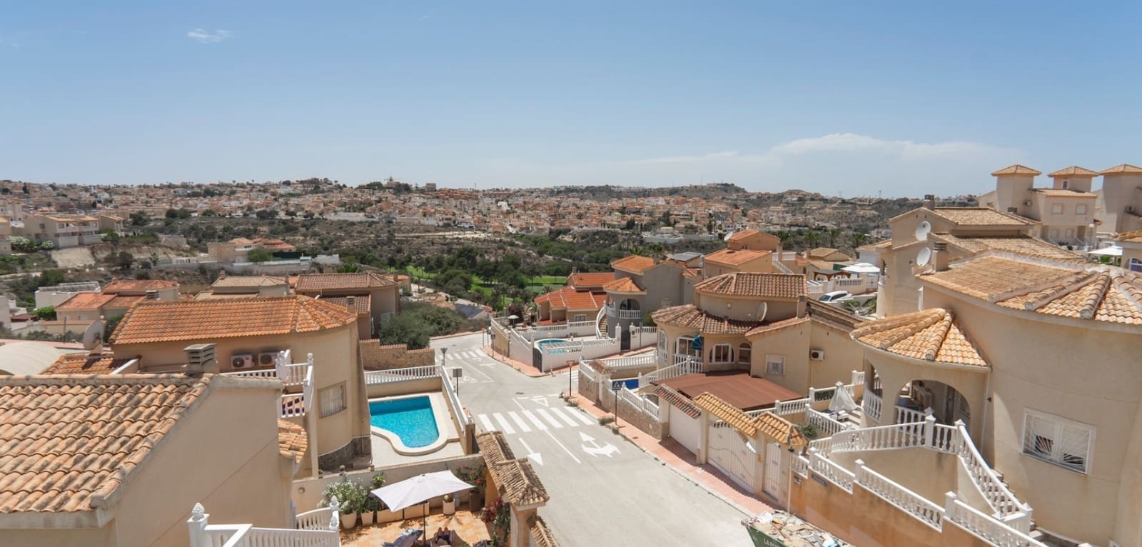 3 bedroom Villa for sale in Ciudad Quesada with pool - € 325,000 (Ref: 9491665)