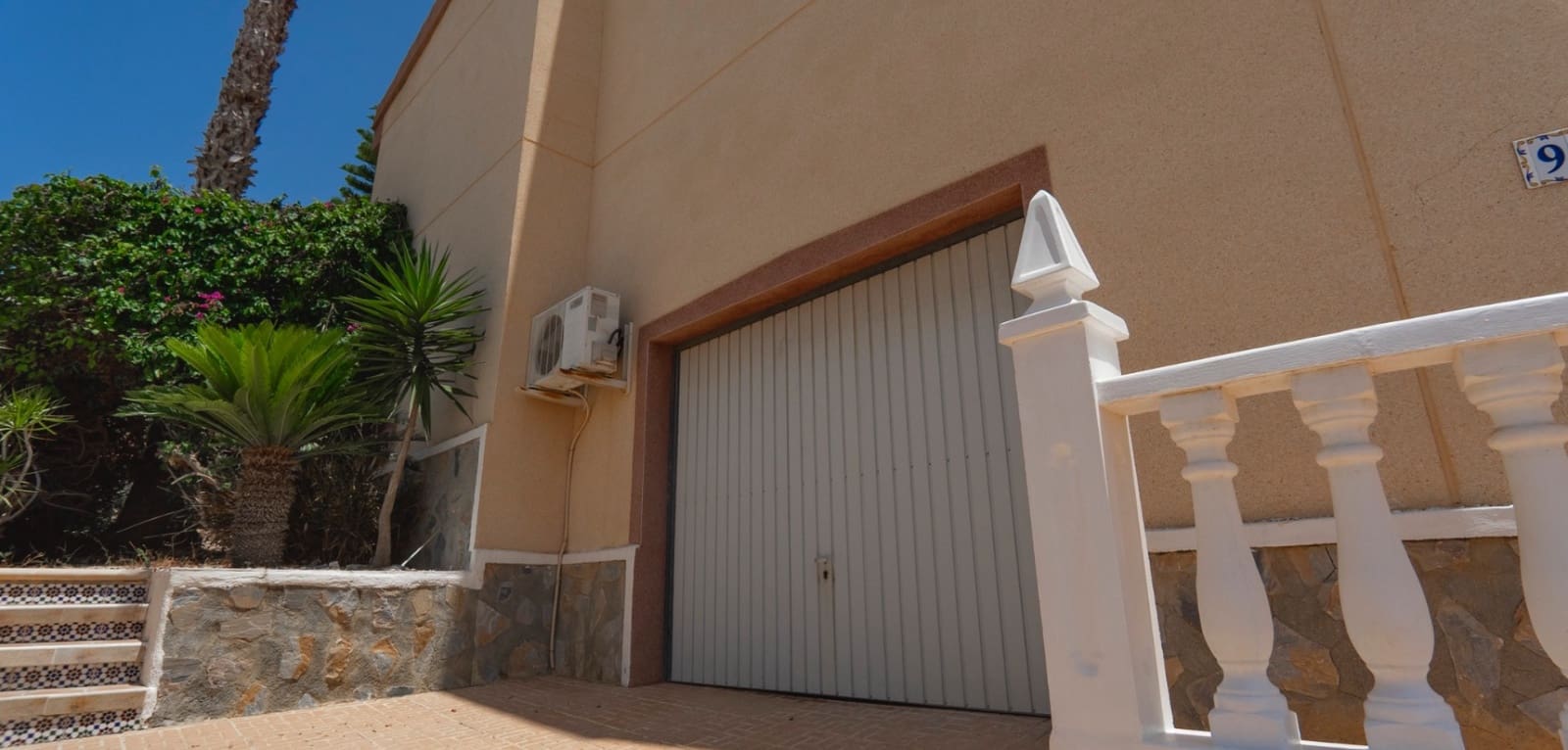 3 bedroom Villa for sale in Ciudad Quesada with pool - € 325,000 (Ref: 9491665)