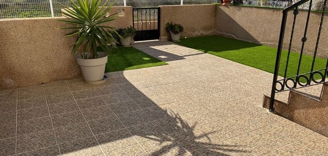 2 chambre Appartement à vendre à Punta Prima, Orihuela avec piscine - 184 500 € (Ref: 9491897)