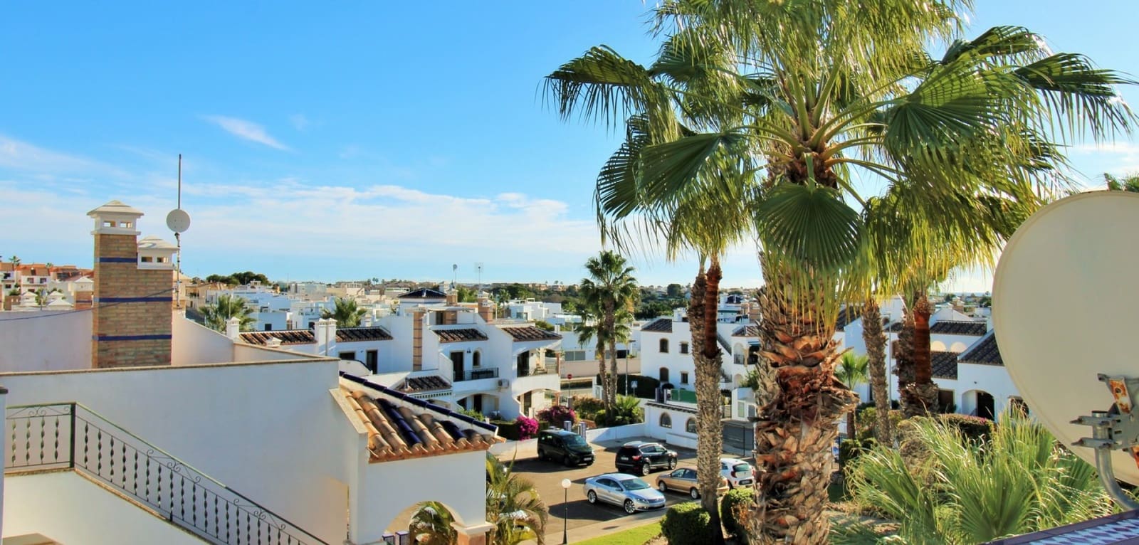 2 bedroom Townhouse for sale in Villamartin with pool - € 225,000 (Ref: 9495299)