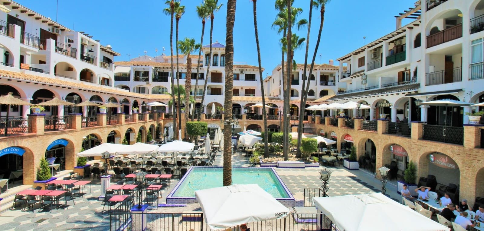 2 bedroom Townhouse for sale in Villamartin with pool - € 225,000 (Ref: 9495299)