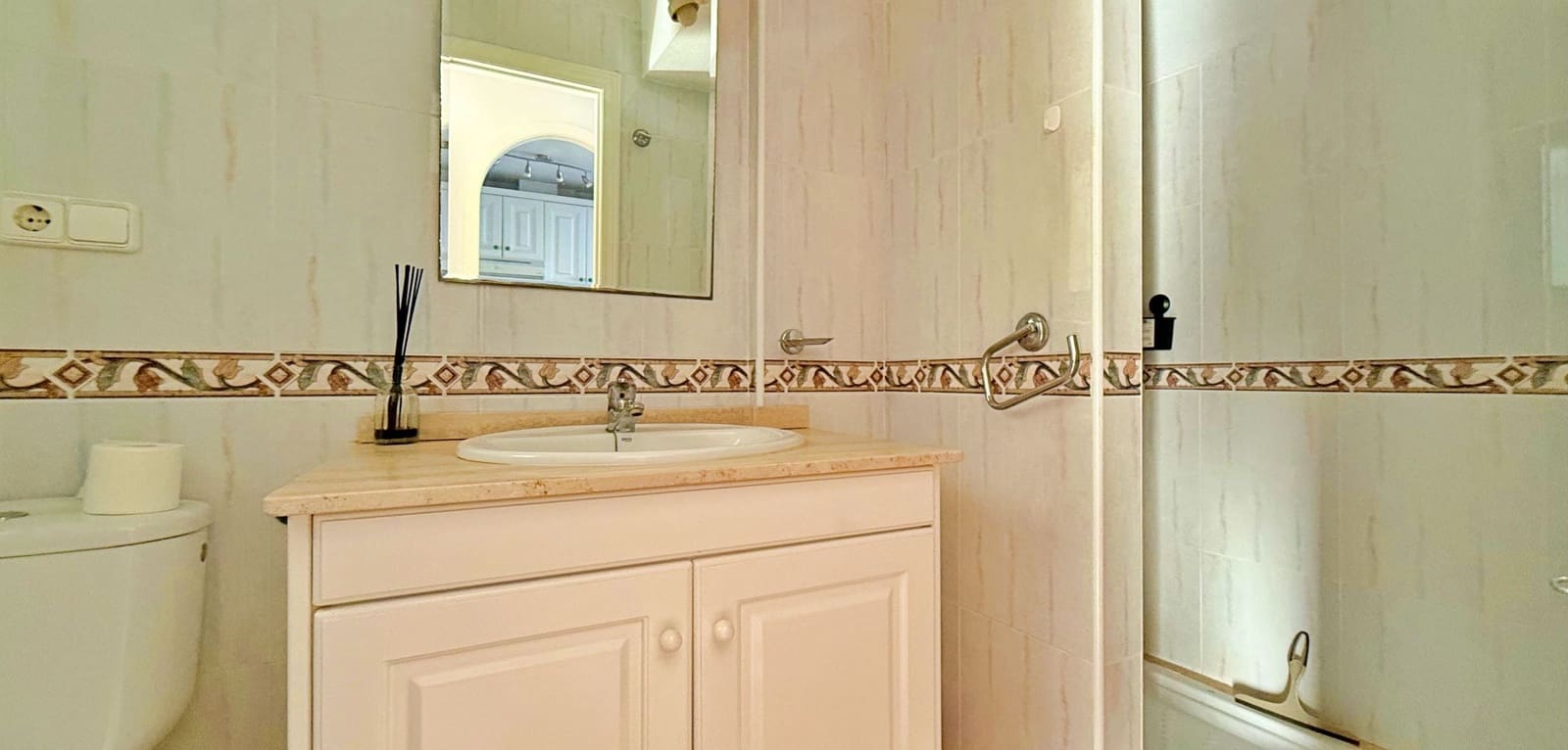 2 bedroom Townhouse for sale in Orihuela Costa - € 215,000 (Ref: 9499863)