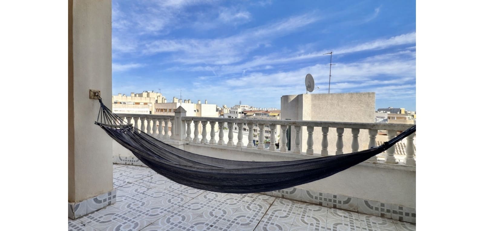 1 quarto Apartamento para venda em Torrevieja - 139 900 € (Ref: 9500393)