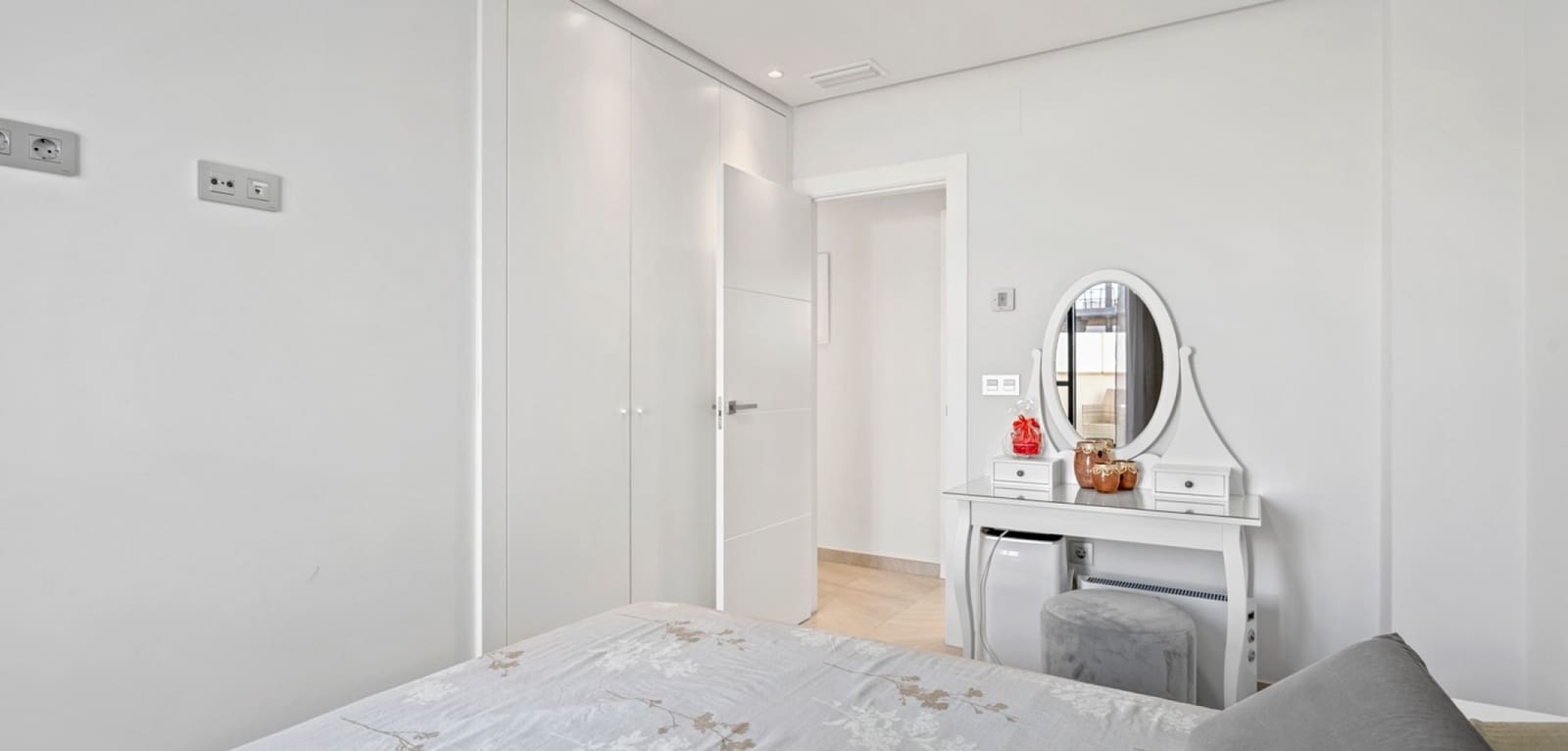 3 bedroom Villa for sale in Los Alcazares with pool - € 349,900 (Ref: 9502935)