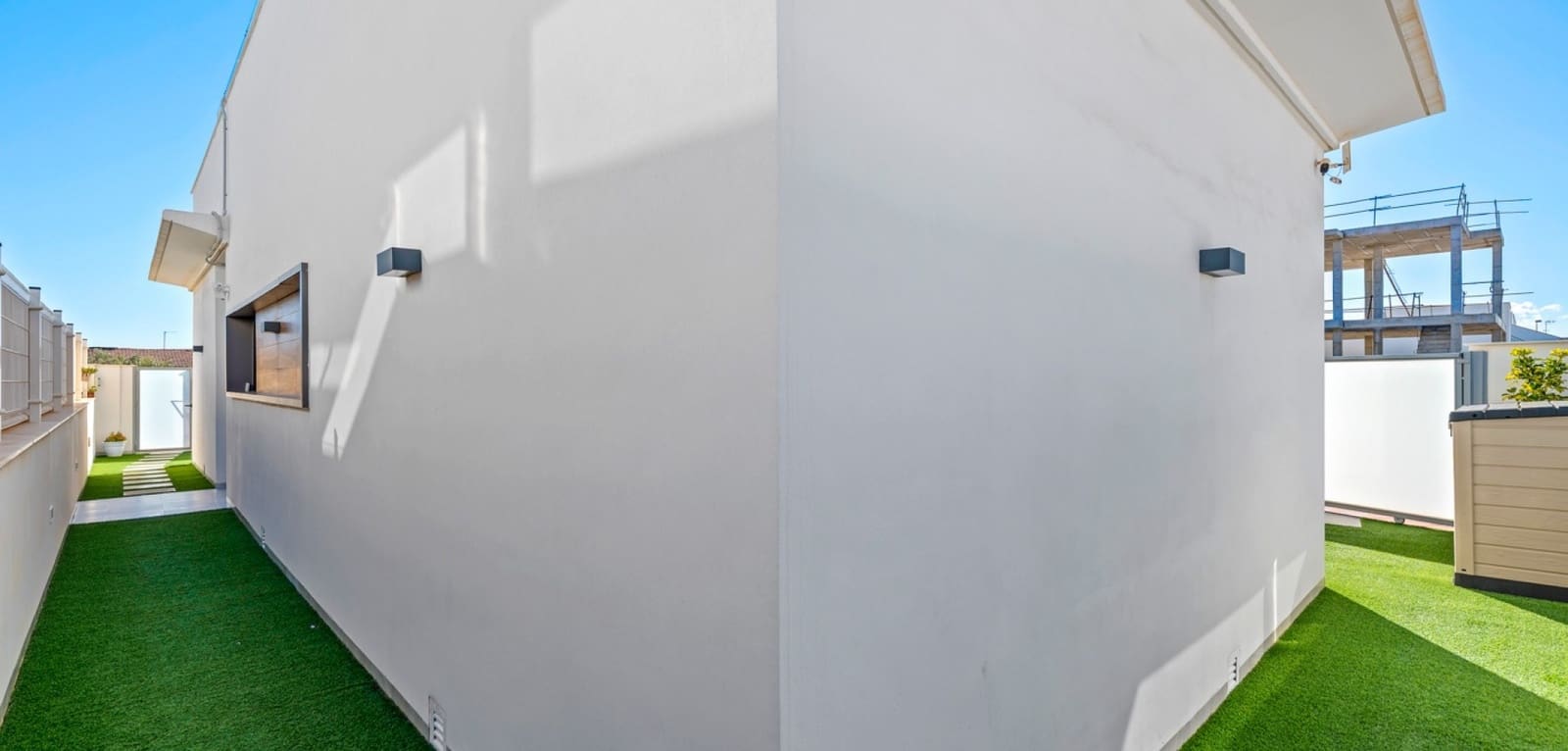 3 bedroom Villa for sale in Los Alcazares with pool - € 349,900 (Ref: 9502935)