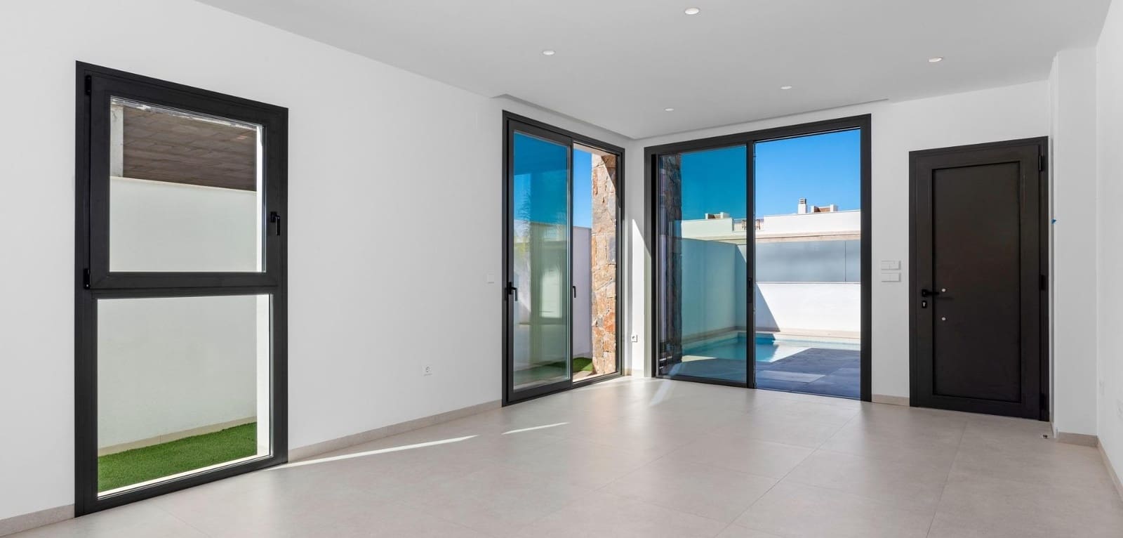 3 bedroom Villa for sale in San Javier with pool - € 479,900 (Ref: 9502936)