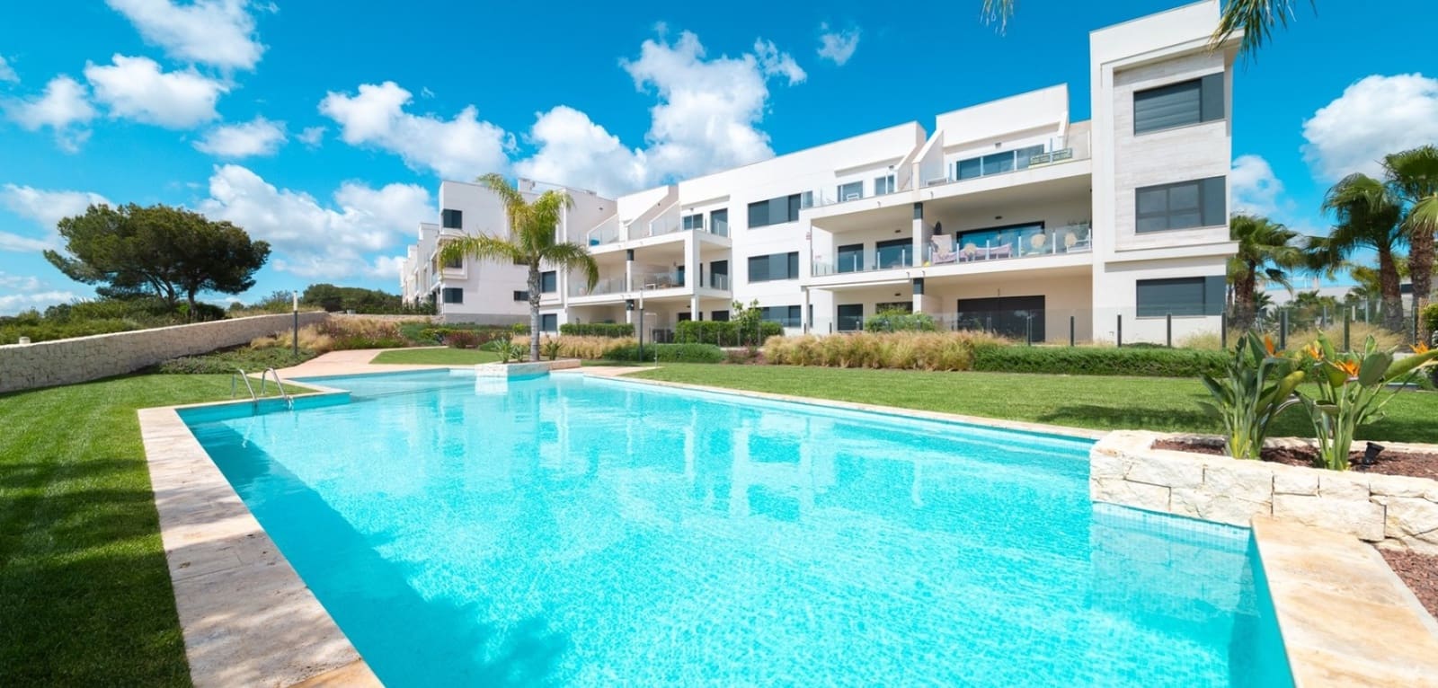 2 bedroom Apartment for sale in Pilar de la Horadada with pool - € 299,000 (Ref: 9502938)