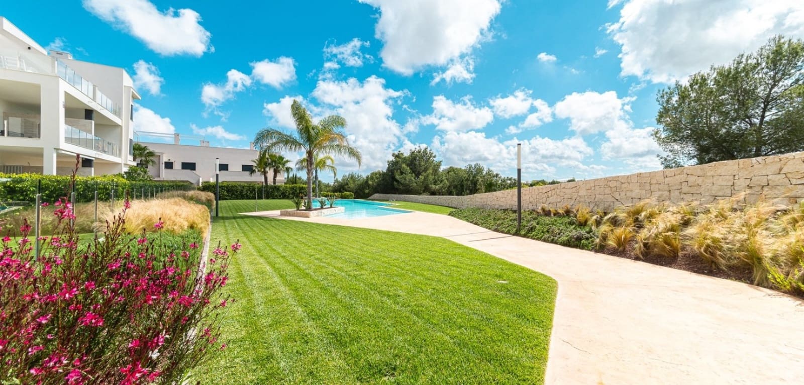 2 bedroom Apartment for sale in Pilar de la Horadada with pool - € 299,000 (Ref: 9502938)