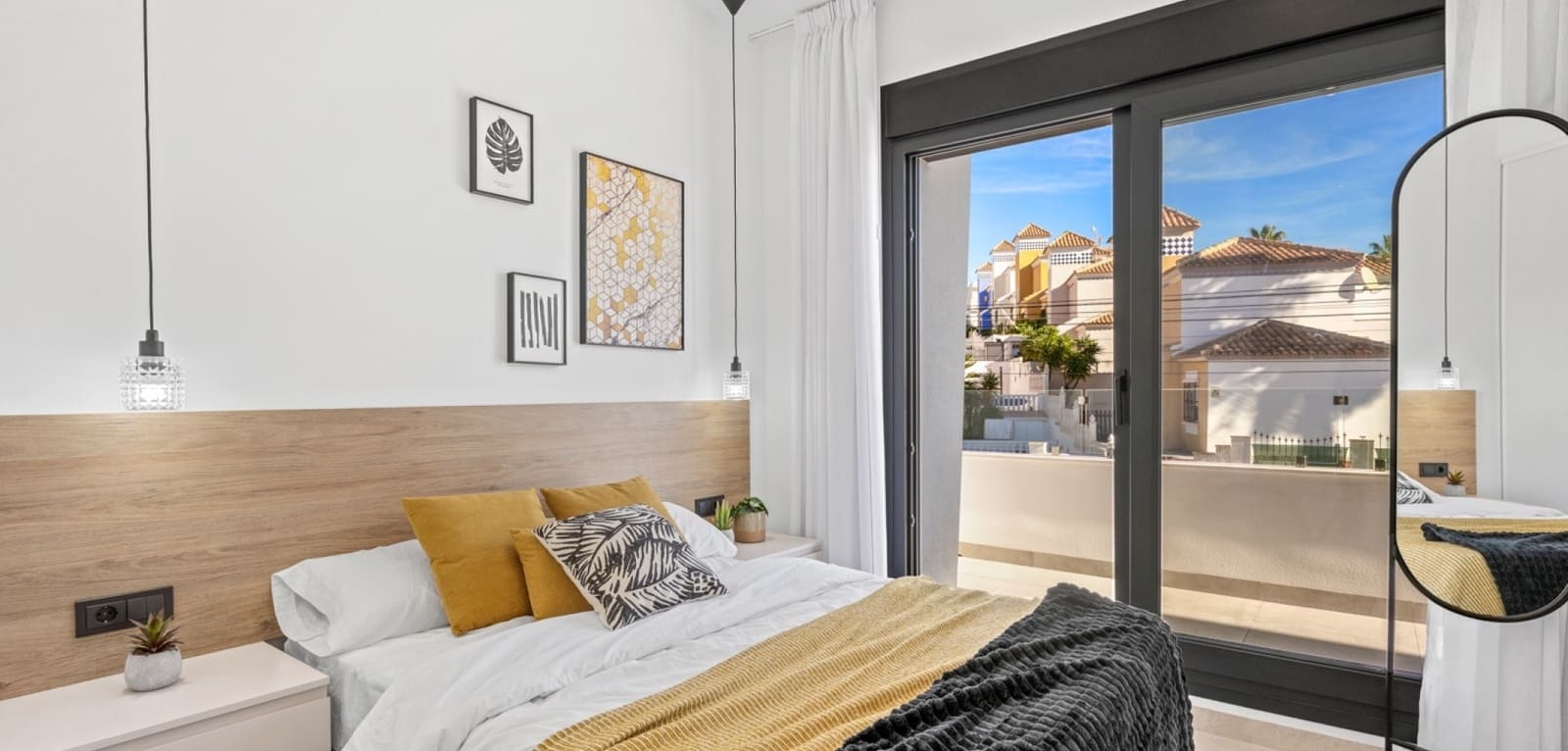 3 slaapkamer Villa te koop in Orihuela Costa met zwembad - € 519.500 (Ref: 9504671)