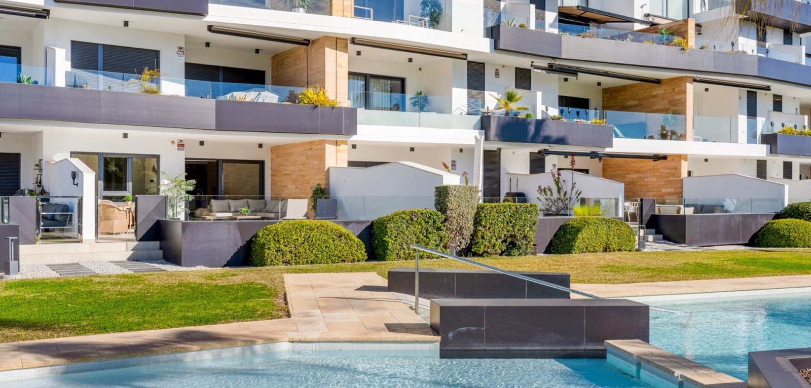 2 slaapkamer Appartement te koop in Los Dolses met zwembad - € 369.000 (Ref: 9504673)