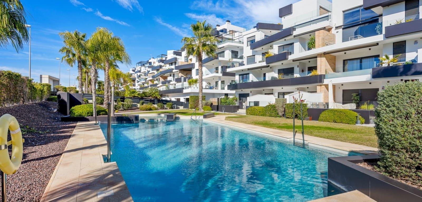 2 slaapkamer Appartement te koop in Los Dolses met zwembad - € 369.000 (Ref: 9504673)