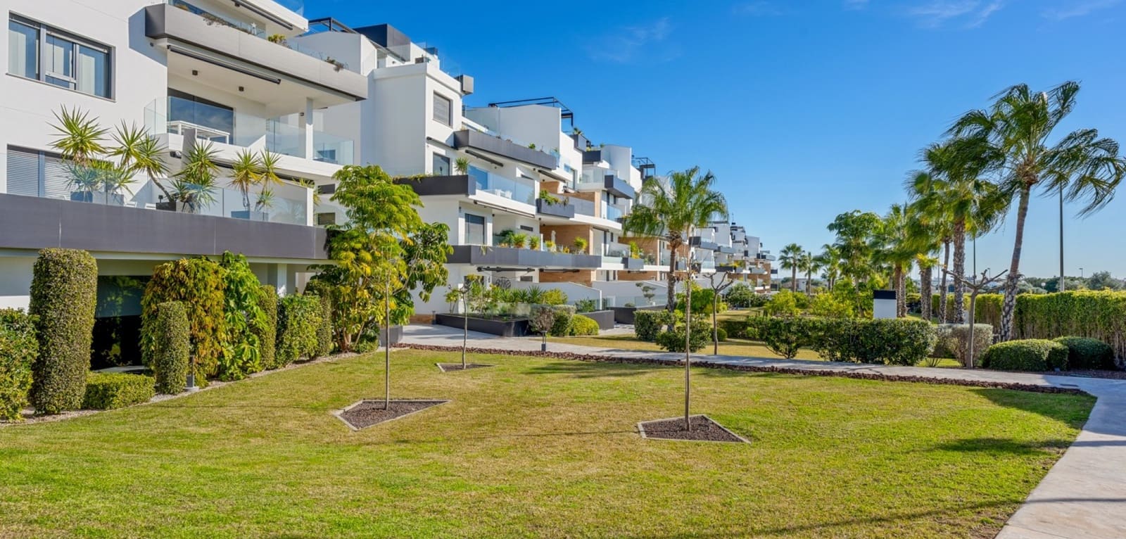 2 slaapkamer Appartement te koop in Los Dolses met zwembad - € 369.000 (Ref: 9504673)