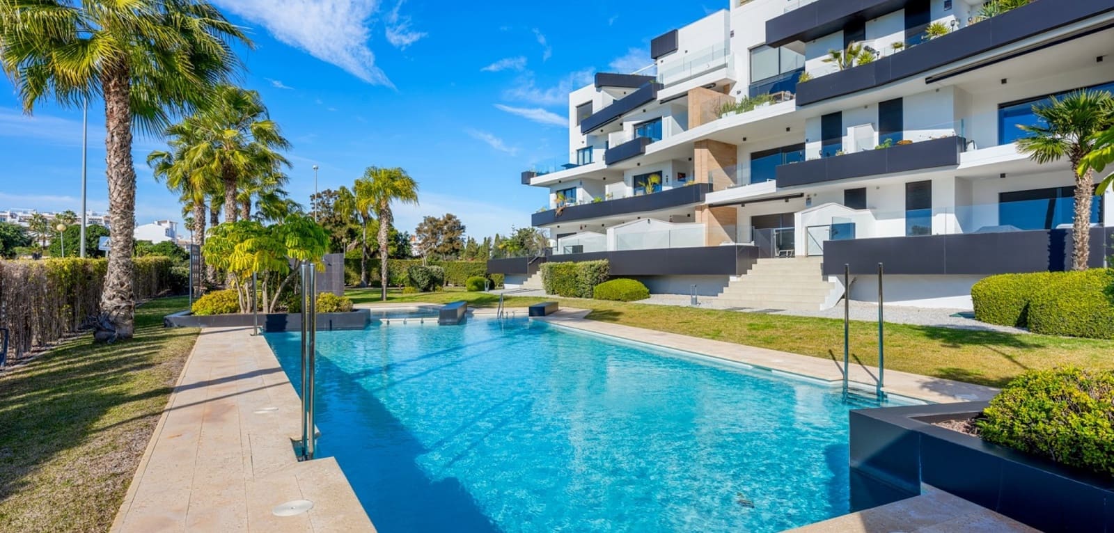 2 slaapkamer Appartement te koop in Los Dolses met zwembad - € 369.000 (Ref: 9504673)