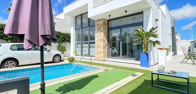 Chalet de 2 habitaciones en Ciudad Quesada, Rojales en venta con piscina - 369.000 € (Ref: 9504674)