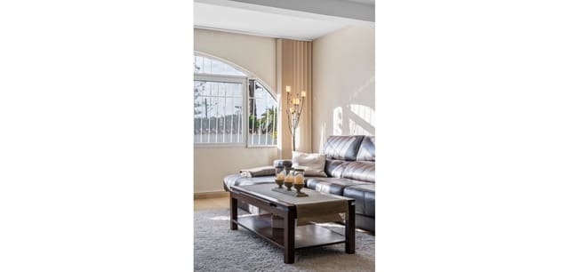 3 bedroom Villa for sale in Ciudad Quesada, Rojales with pool - € 445,000 (Ref: 9509387)