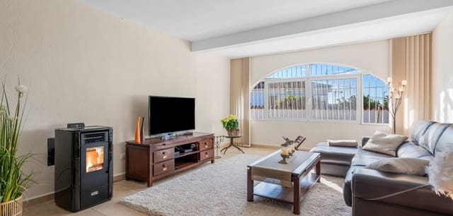 3 bedroom Villa for sale in Ciudad Quesada, Rojales with pool - € 445,000 (Ref: 9509387)