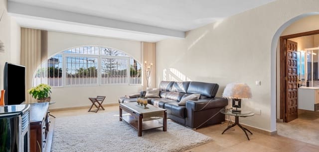 3 bedroom Villa for sale in Ciudad Quesada, Rojales with pool - € 445,000 (Ref: 9509387)