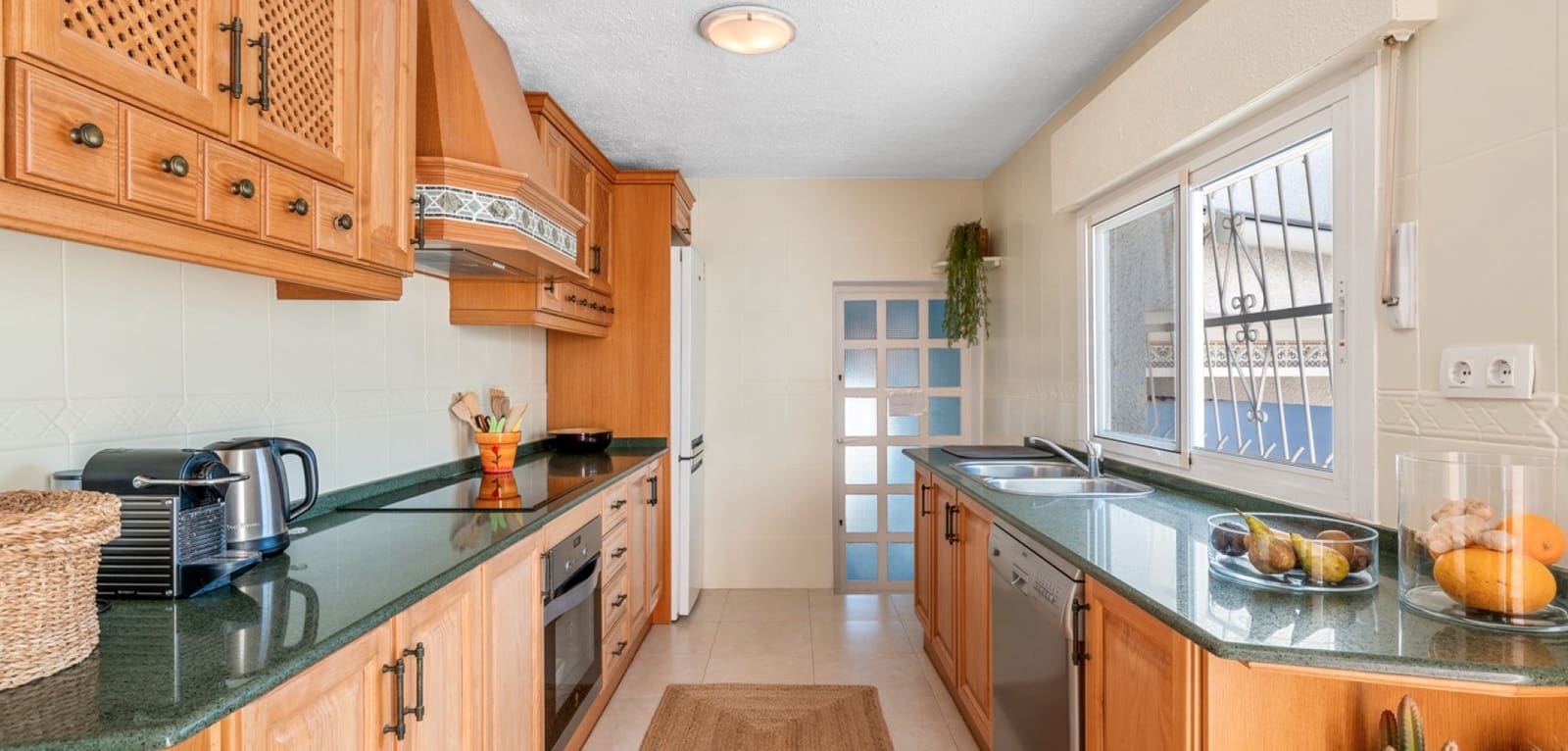 3 bedroom Villa for sale in Ciudad Quesada with pool - € 445,000 (Ref: 9509387)