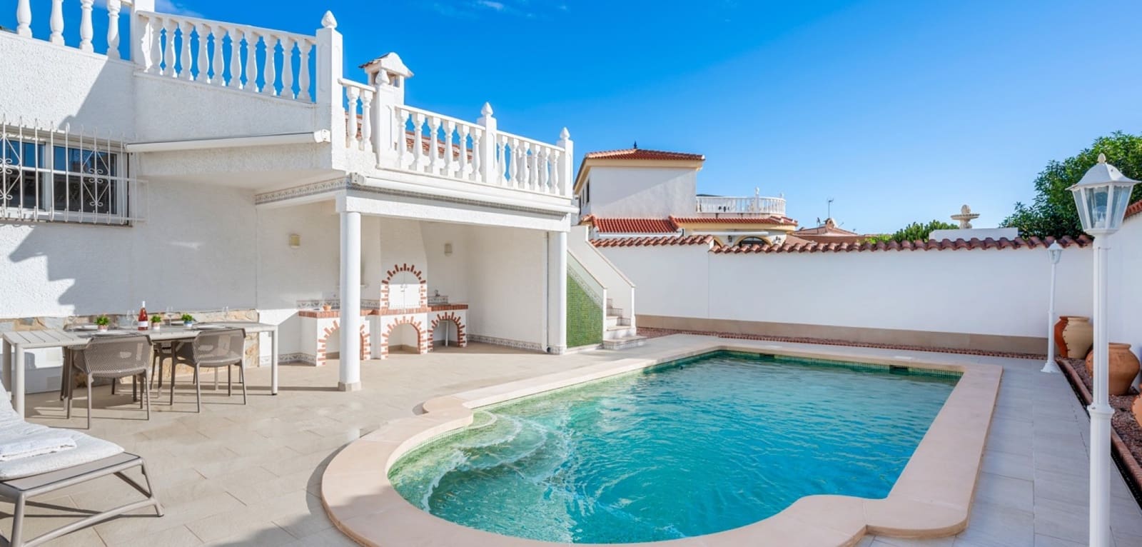 3 bedroom Villa for sale in Ciudad Quesada with pool - € 445,000 (Ref: 9509387)