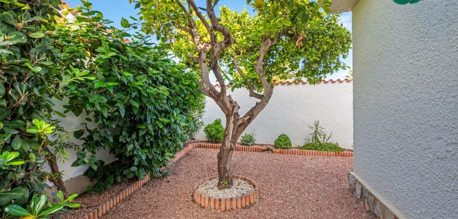 3 bedroom Villa for sale in Ciudad Quesada with pool - € 445,000 (Ref: 9509387)