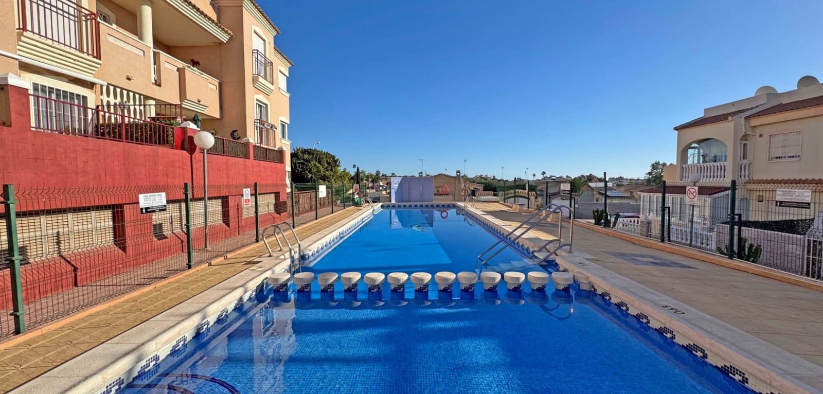 2 bedroom Apartment for sale in Playa Flamenca with pool - € 132,000 (Ref: 9511438)