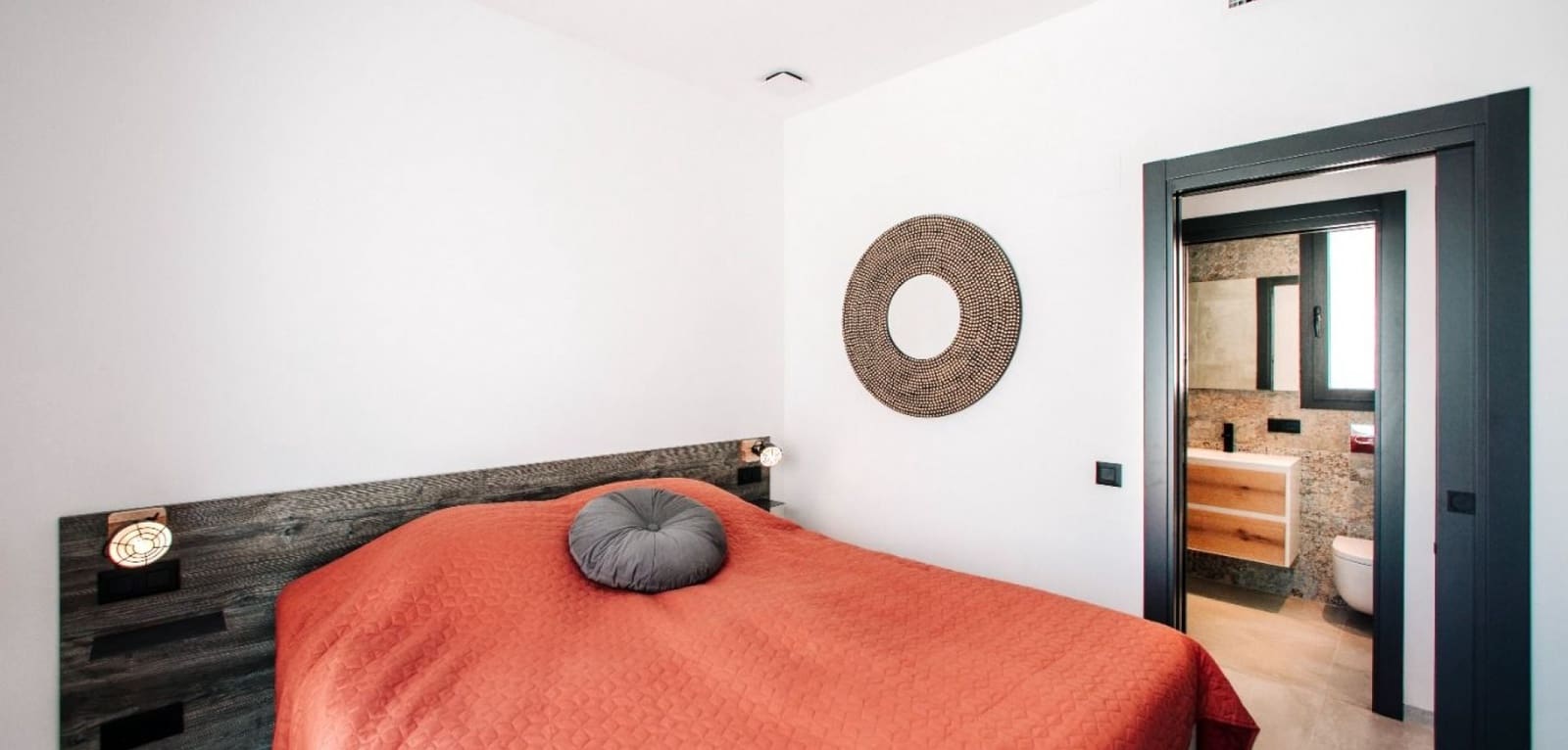 2 bedroom Bungalow for sale in Ciudad Quesada with pool - € 475,000 (Ref: 9521543)