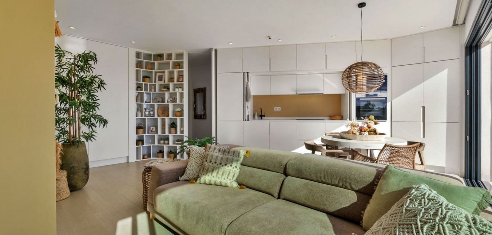 2 soverom Leilighet til salgs i Las Colinas Golf med svømmebasseng - € 359 000 (Ref: 9532311)