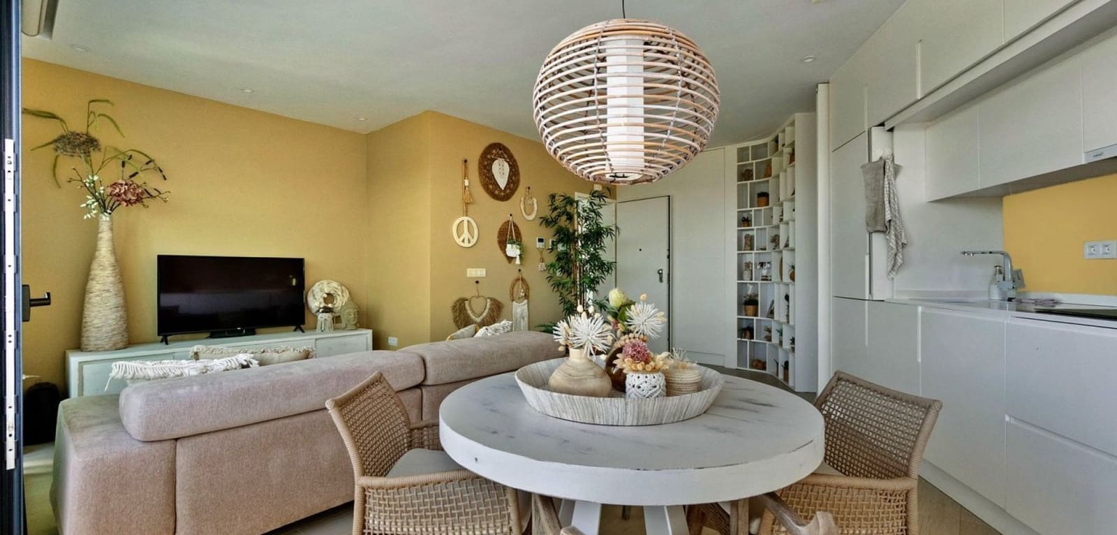 2 soverom Leilighet til salgs i Las Colinas Golf med svømmebasseng - € 359 000 (Ref: 9532311)