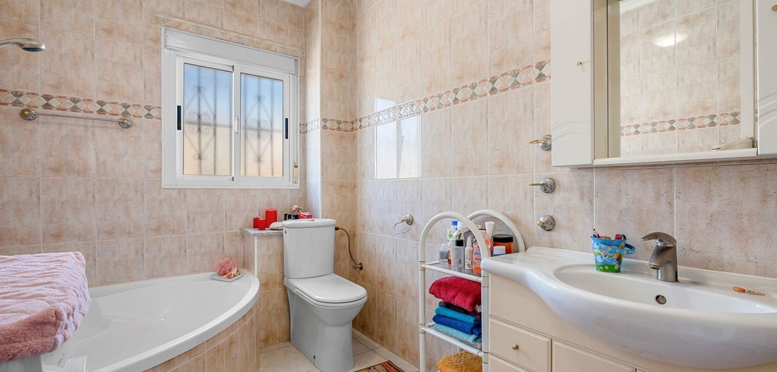 Casa de 2 habitaciones en Ciudad Quesada en venta con piscina - 189.000 € (Ref: 9534448)