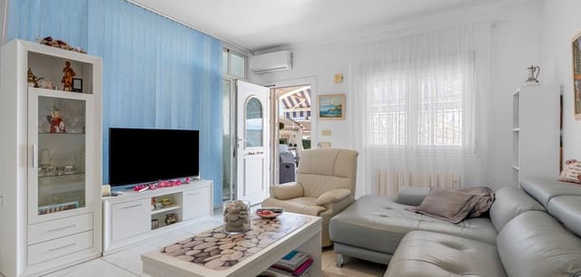 Casa de 2 habitaciones en Ciudad Quesada, Rojales en venta con piscina - 189.000 € (Ref: 9534448)