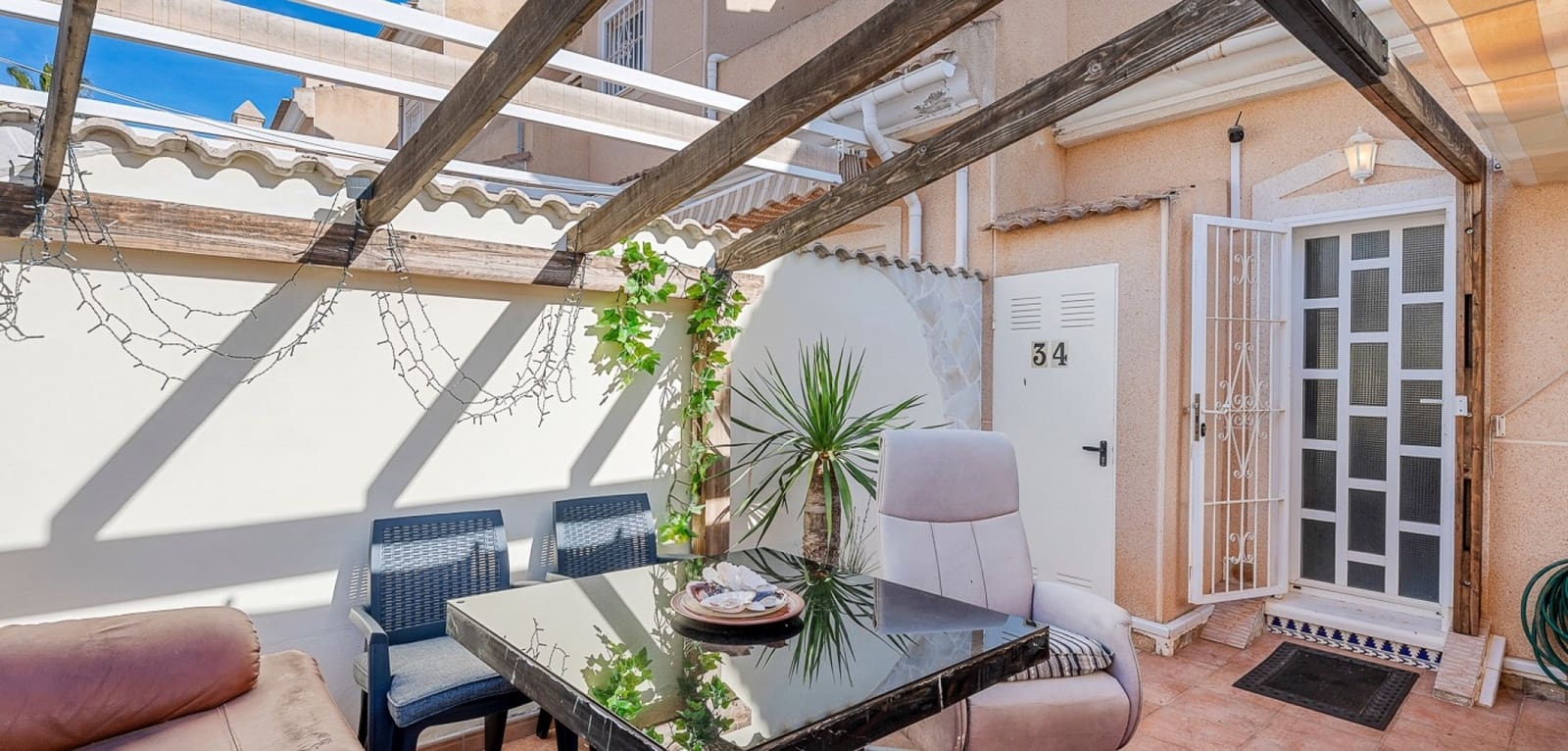 Casa de 2 habitaciones en Ciudad Quesada en venta con piscina - 189.000 € (Ref: 9534448)