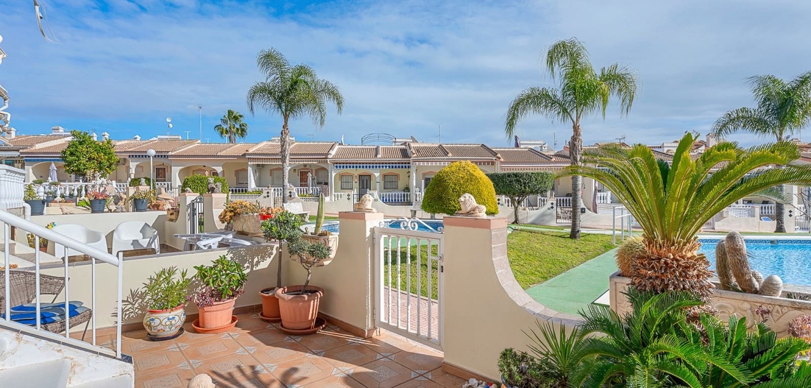 Casa de 2 habitaciones en Ciudad Quesada en venta con piscina - 189.000 € (Ref: 9534448)