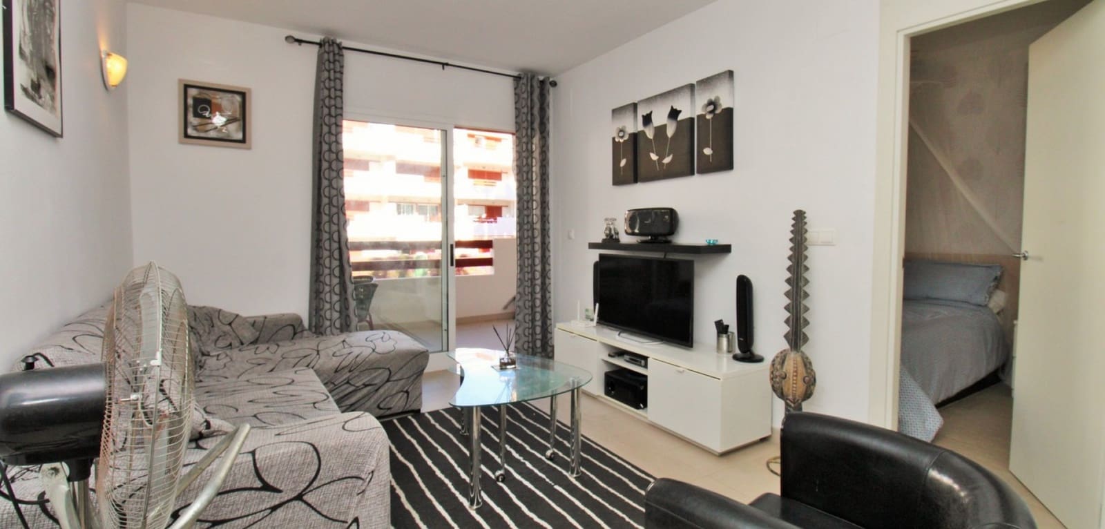 2 sovrum Lägenhet till salu i Playa Flamenca med pool - 169 950 € (Ref: 9537815)
