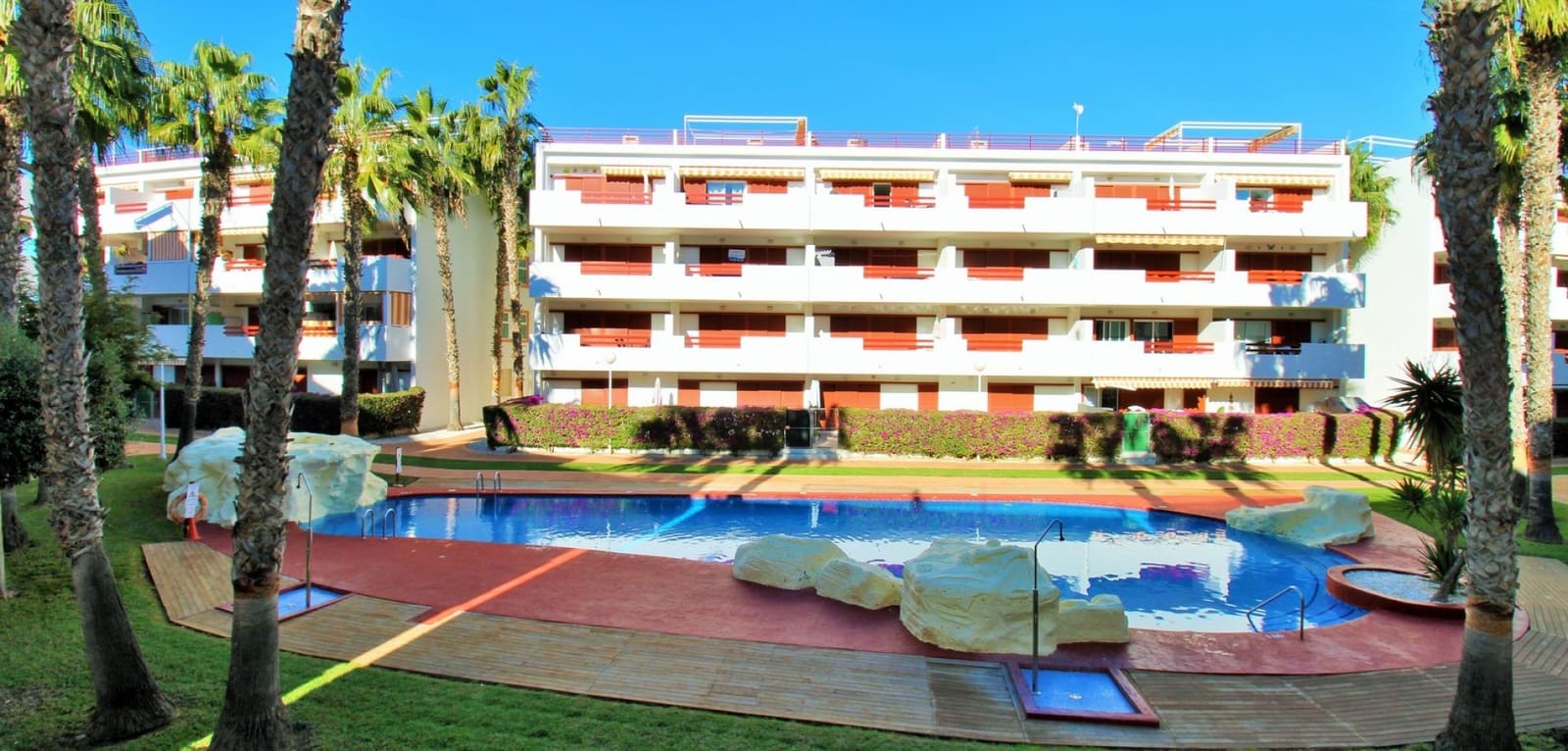 2 sovrum Lägenhet till salu i Playa Flamenca med pool - 169 950 € (Ref: 9537815)