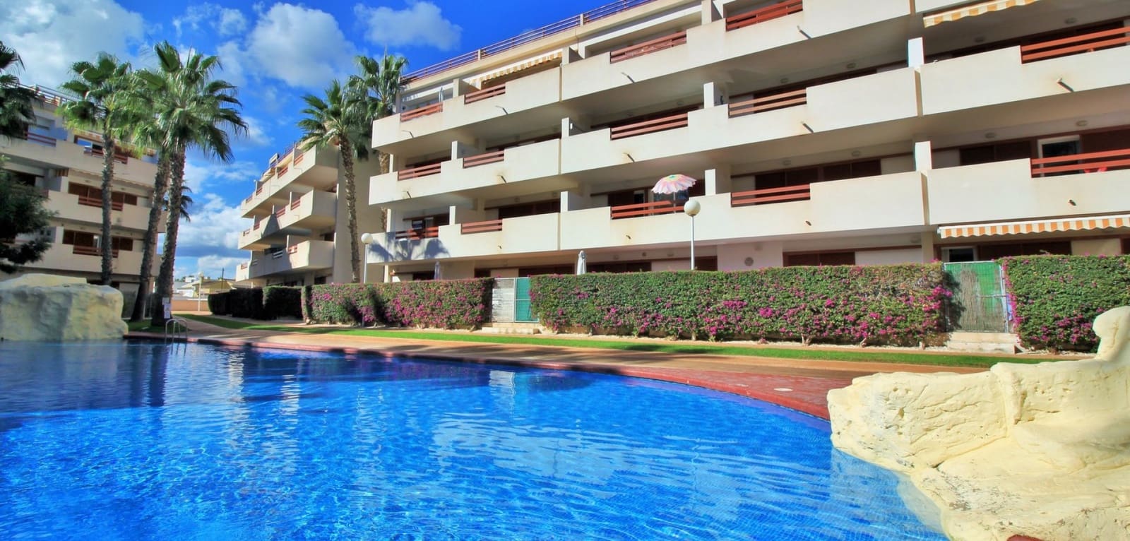 2 sovrum Lägenhet till salu i Playa Flamenca med pool - 169 950 € (Ref: 9537815)