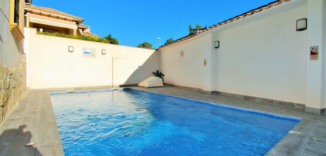 4 camera da letto Villa in vendita in Playa Flamenca, Orihuela con piscina - 399.950 € (Rif: 9537816)