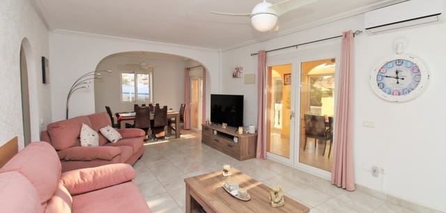 4 camera da letto Villa in vendita in Playa Flamenca, Orihuela con piscina - 399.950 € (Rif: 9537816)