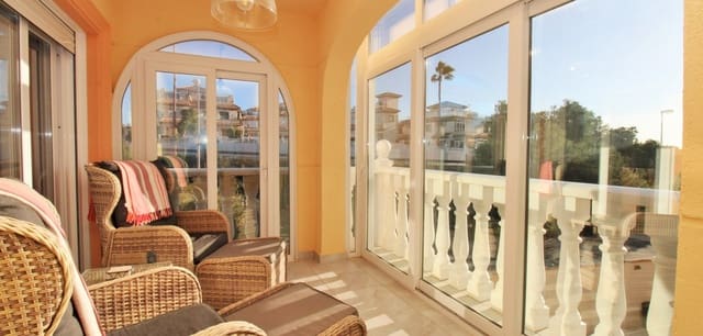 4 camera da letto Villa in vendita in Playa Flamenca, Orihuela con piscina - 399.950 € (Rif: 9537816)