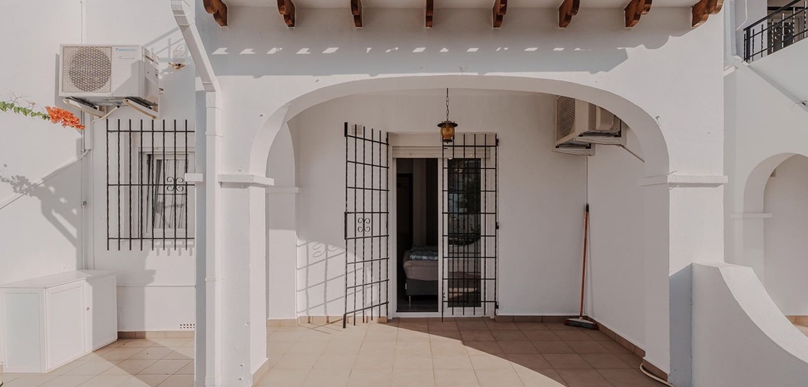 3 soveværelse Lejlighed til salg i Villamartin med swimmingpool - € 299.000 (Ref: 9537818)