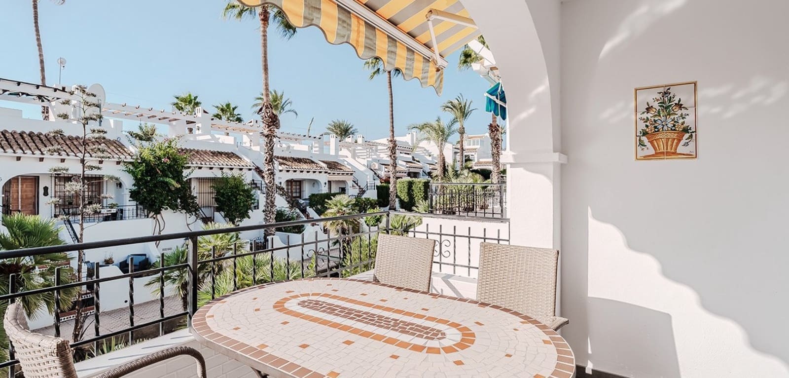 3 soveværelse Lejlighed til salg i Villamartin med swimmingpool - € 299.000 (Ref: 9537818)