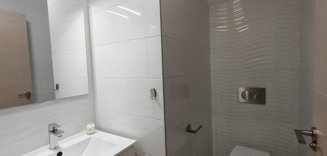 3 sypialnia Willa na sprzedaż w El Raso, Guardamar del Segura z basenem - 389 990 € (Ref: 9537819)