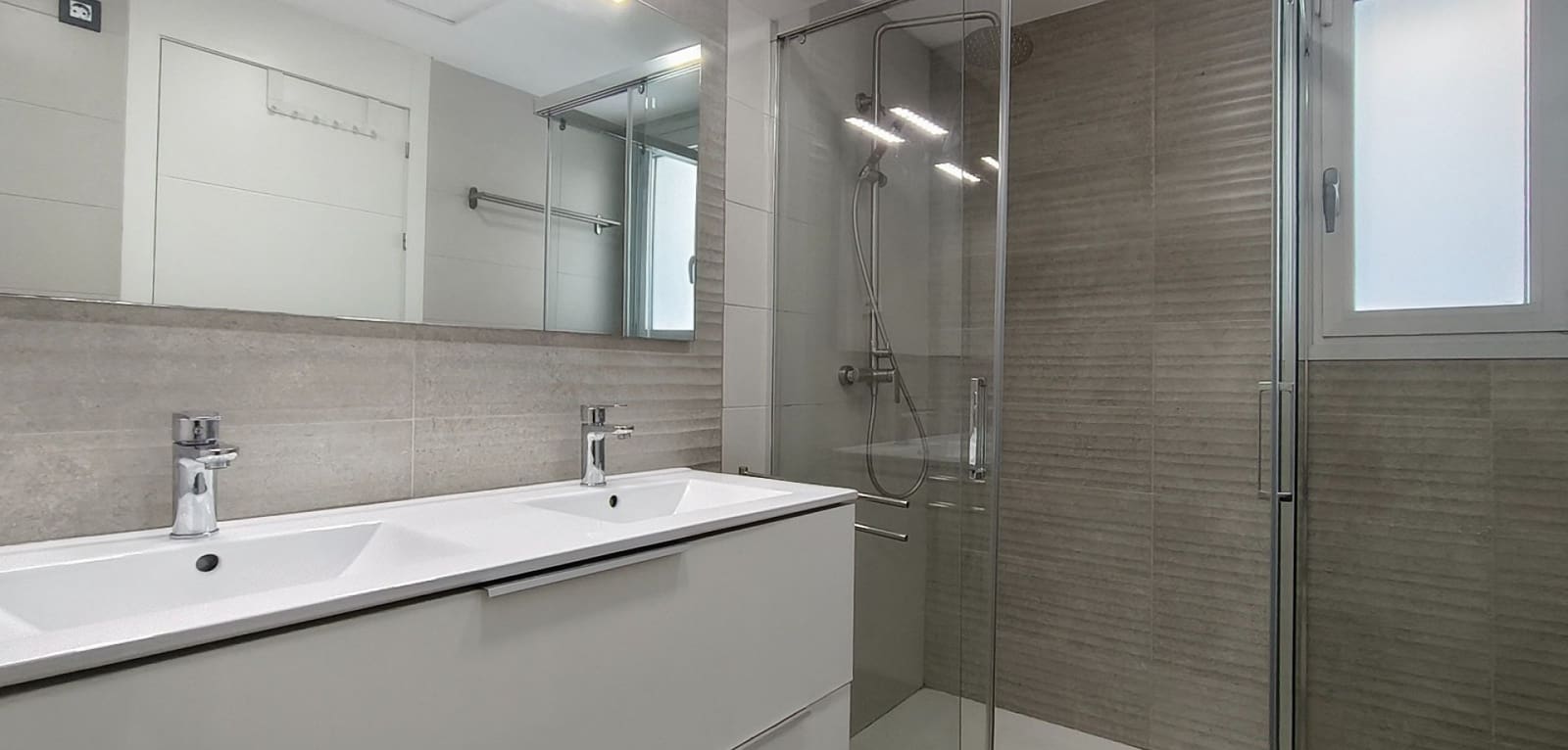 3 soverom Villa til salgs i El Raso med svømmebasseng - € 389 990 (Ref: 9537819)